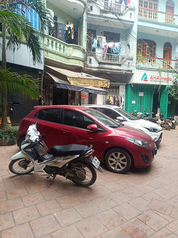 Nhà mặt ngõ ô tô Đường Nguyễn Chí Thanh 46m² giá 19.5 tỷ - Kinh doanh sầm uất!