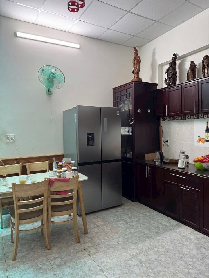 Nhà phố An Lạc, Buôn Hồ 80m² giá 4.5 tỷ - Thiết kế hiện đại, vị trí đắc địa!