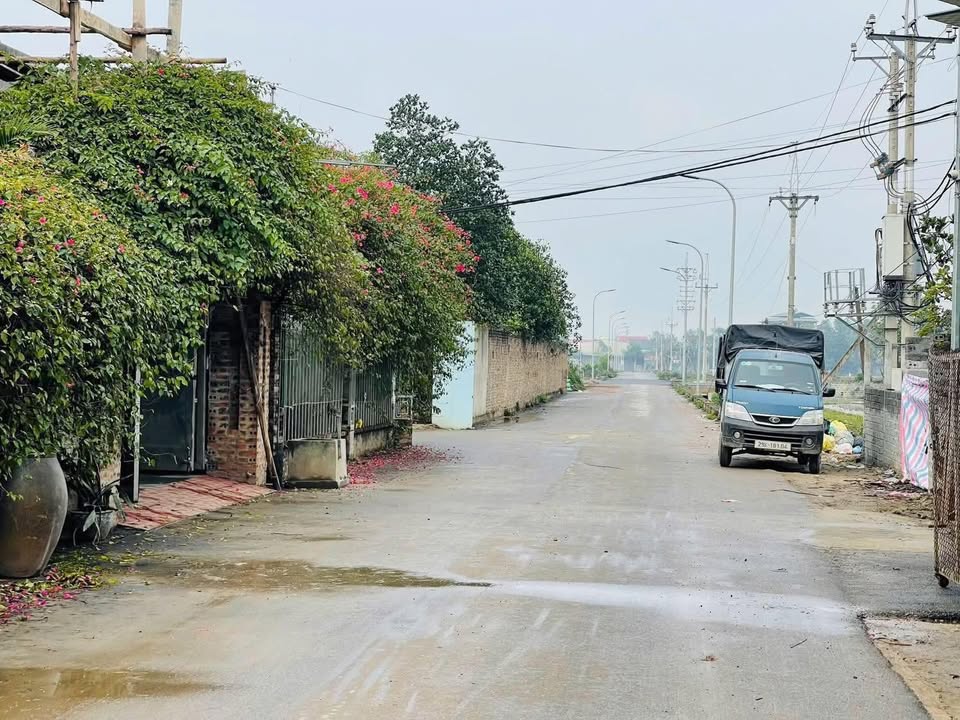 Đất lô góc 82,3m² tại Liệp Tuyết, Quốc Oai - Giá 4 tỷ VND, vị trí vàng cho đầu tư!