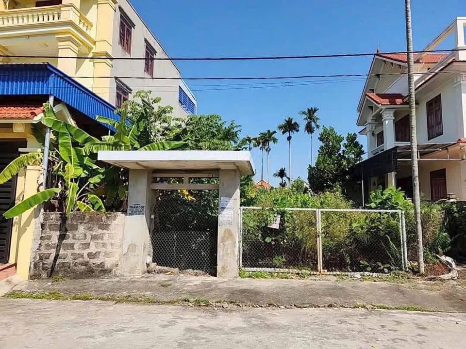 Đất nền Thủy Nguyên - Xã Dương Quan 250m² giá 12 tỷ - Sổ đỏ chính chủ, mặt tiền 10.6m!