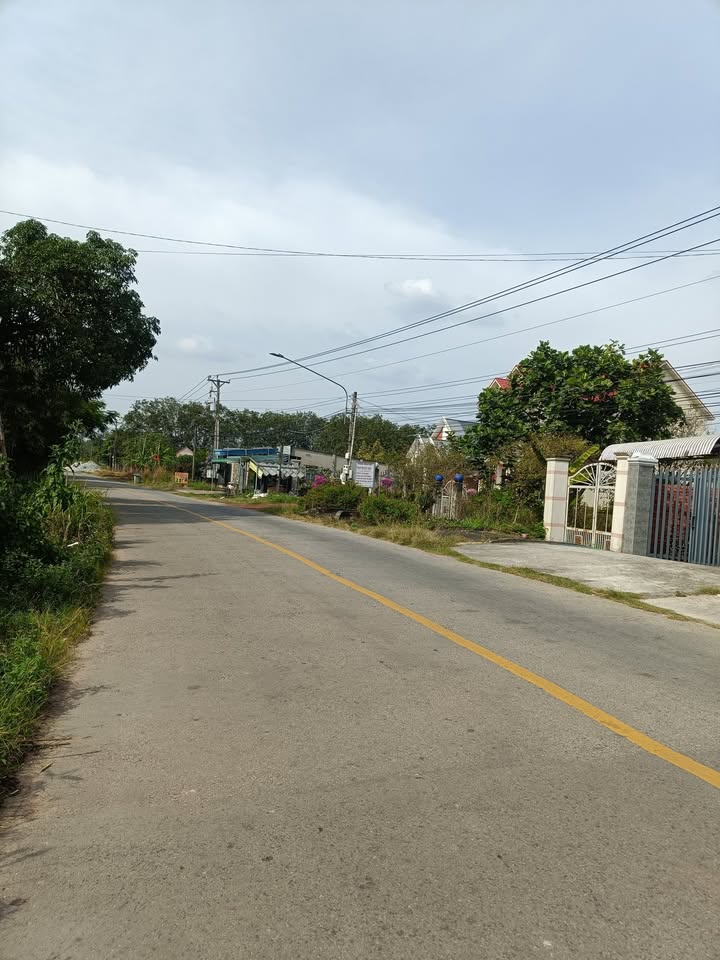 Đất nền Vĩnh Hòa, Phú Giáo 235m² - Giá thỏa thuận, nở hậu đẹp!