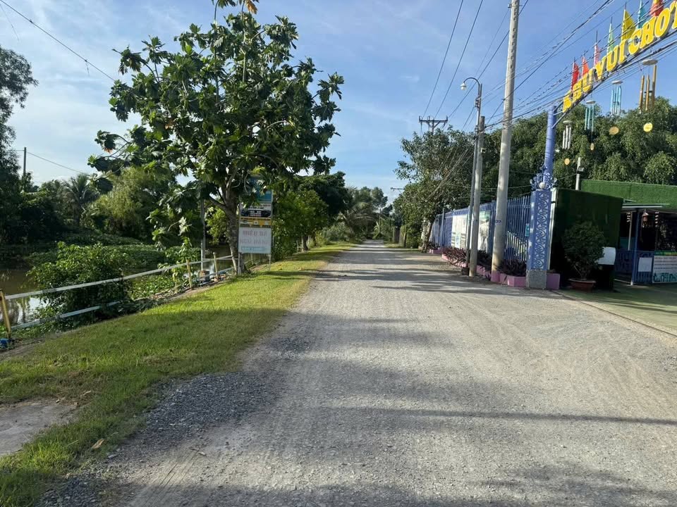 Đất thổ cư 900m² xã Phước Vân, Cần Đước - VIEW SÔNG Trị Yên, giá chỉ 5.9 tỷ!