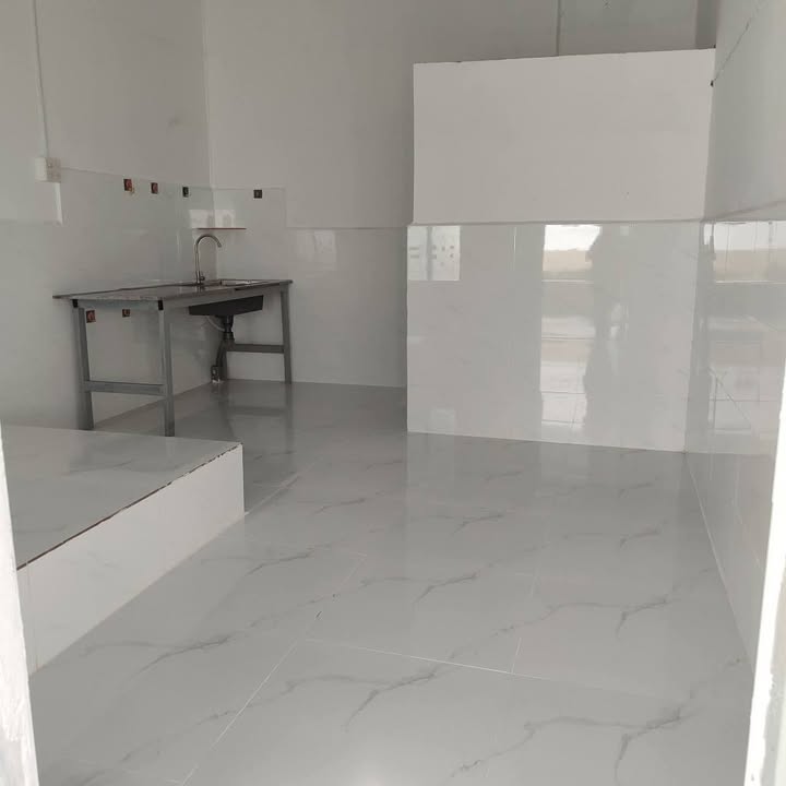 Phòng cho thuê hẻm 5-6, Nguyễn Văn Cừ, Cần Thơ - Nhà mới, an ninh, giá chỉ 1.5 triệu!