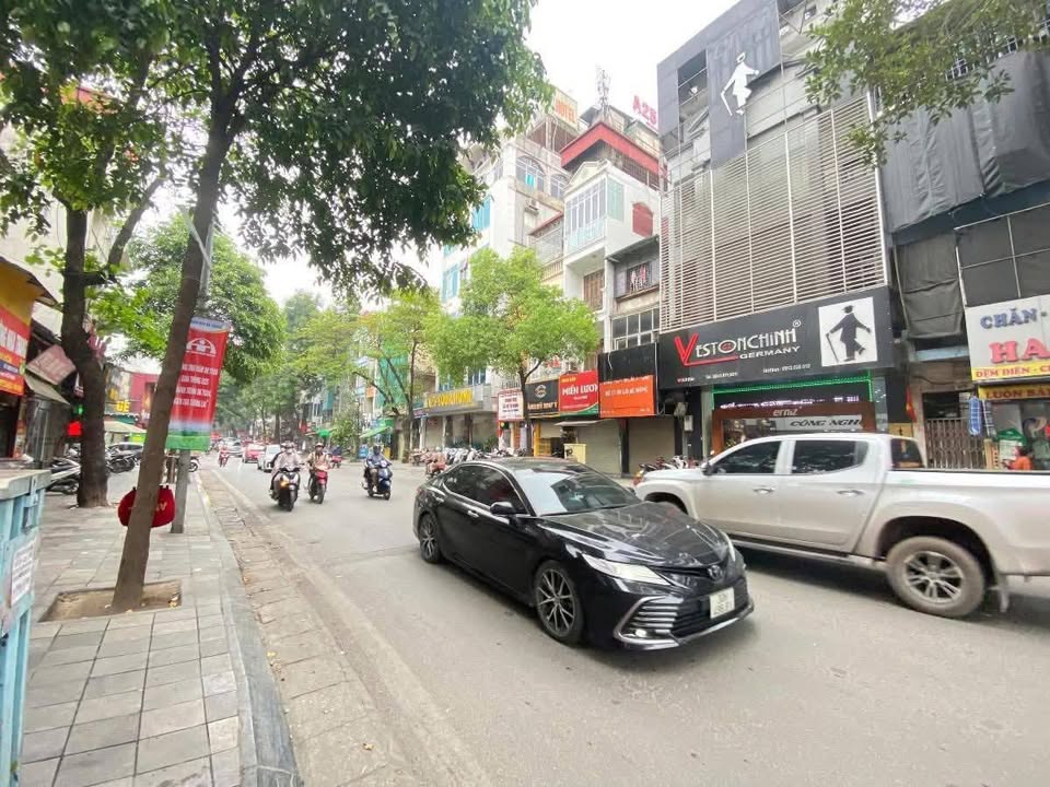 Mặt phố Lò Đúc, Hai Bà Trưng, 108m² giá 108 tỷ - Kinh doanh đỉnh cao!