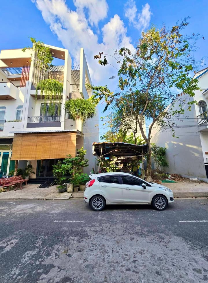 Đất nền 65m² đường số 7 KDC Trung Tâm Văn Hóa Tây Đô - Giá 2.79 tỷ, thương lượng ngay!