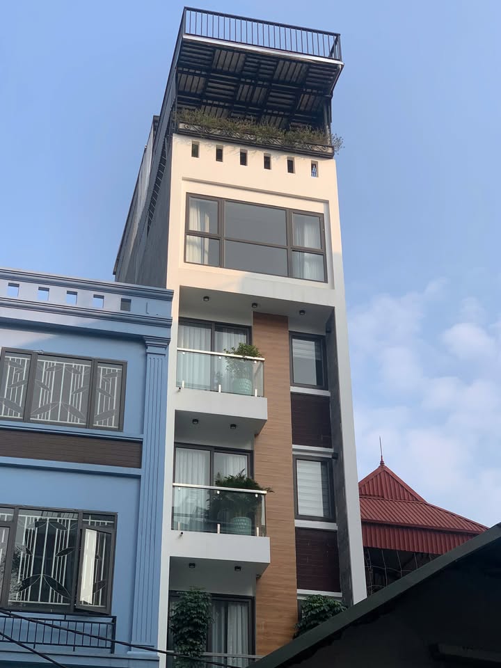 Nhà 6 tầng Bồ Đề Long Biên 33m² giá 10 tỷ - Đầu tư sinh lời hiếm có!