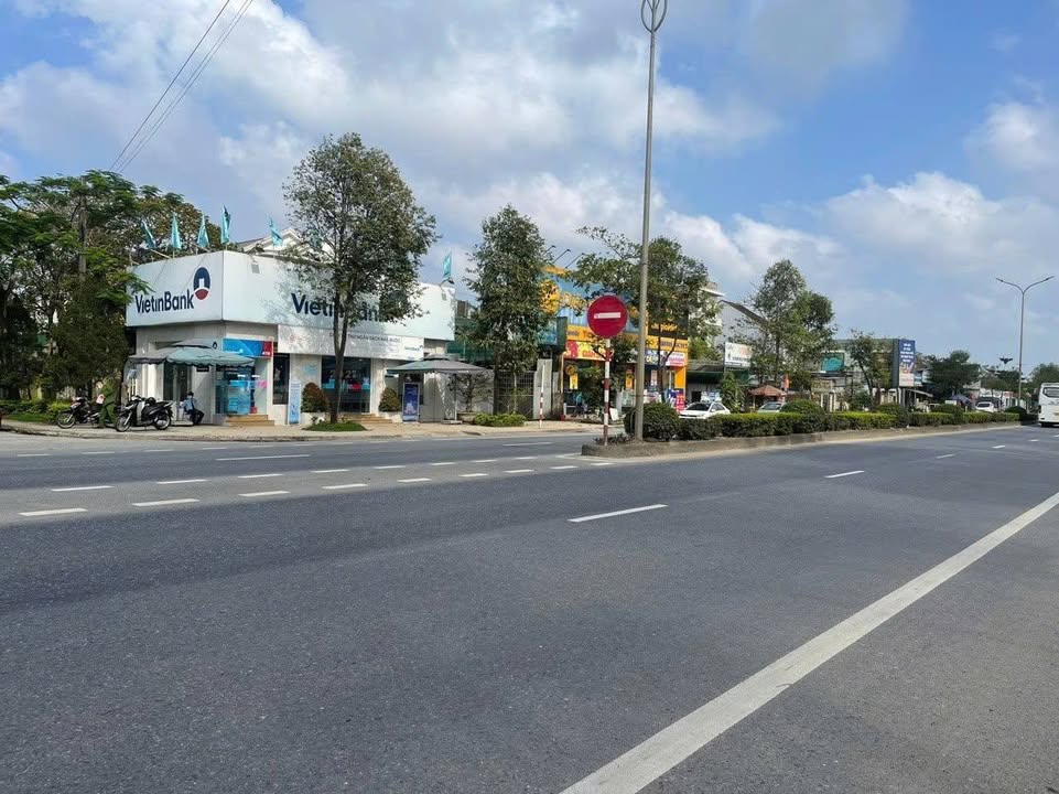 Bán FrontHouse 338m² mặt tiền Kinh Doanh Phong Điền - Giá chỉ 4.1 tỷ