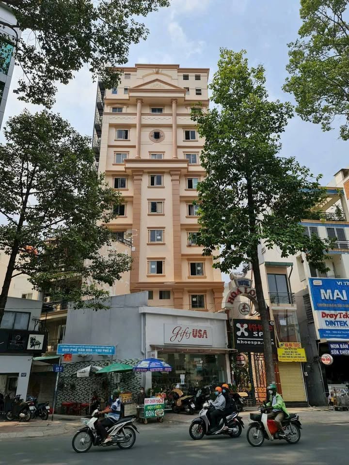 Nhà FrontHouse Bùi Thị Xuân Quận 1, 80m² giá 25.5 tỷ - Dòng tiền ổn định gần 700 triệu/năm!