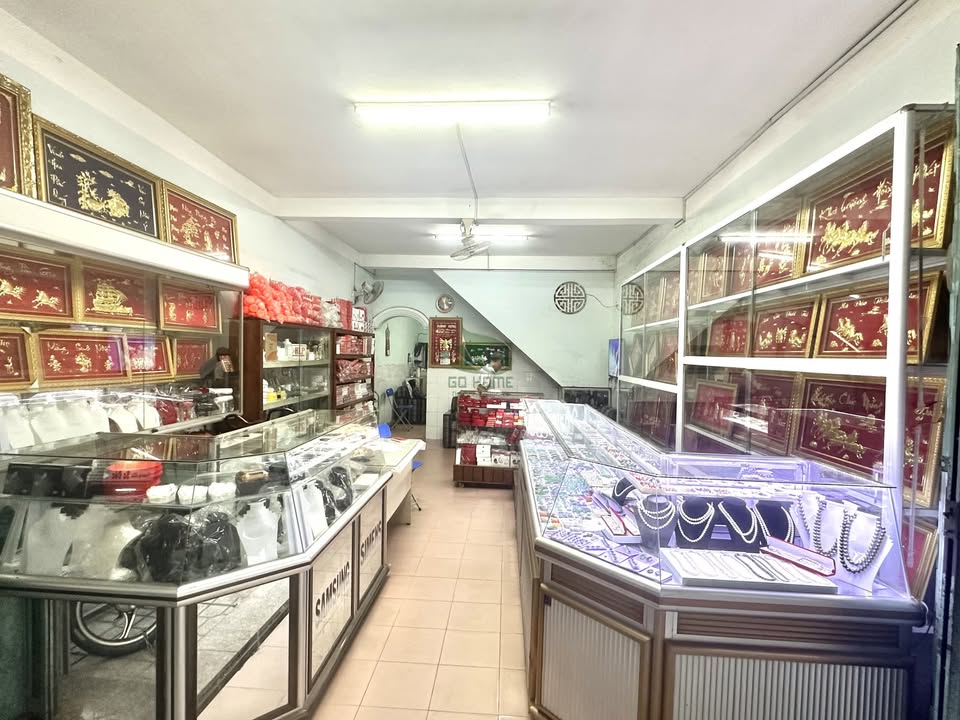 Cho thuê mặt bằng 30m² tại Vạn Thạnh - Giá 10 triệu/tháng, vị trí đắc địa!