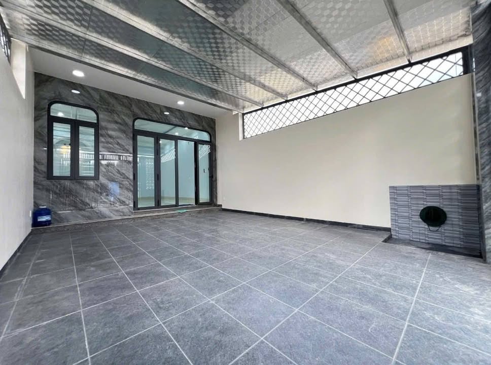 Nhà bán Trảng Bom Đồng Nai 100m² giá 2 tỷ - Sổ đỏ chính chủ, gần trường học!