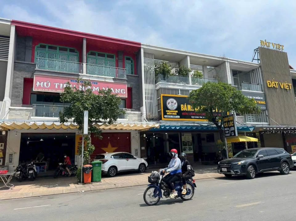 Bán nhà mặt tiền đường Võ Thị Sáu, Biên Hòa 90m² giá 14 tỷ - Đầu tư sinh lời ngay!