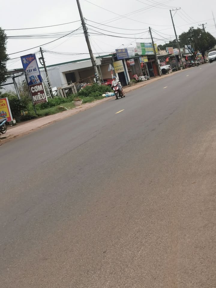 Đất nền mặt tiền đường Hùng Vương, Bảo Lâm, 300m² giá chỉ 15 tỷ - Cơ hội đầu tư không thể bỏ qua!