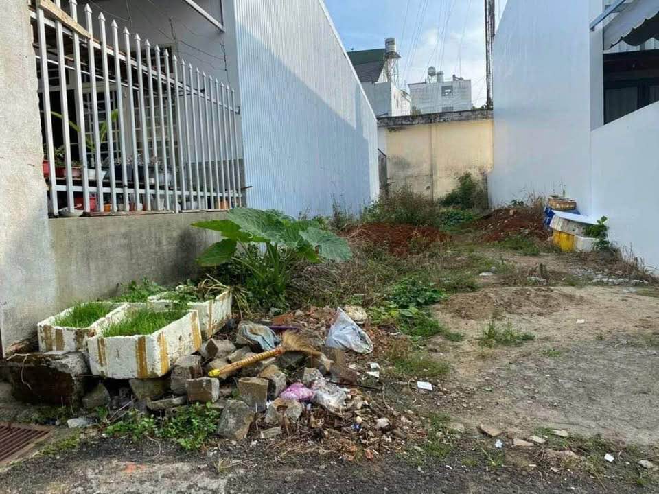 Đất nền Hẻm 79 Nguyễn Công Trứ, Bảo Lộc 120m² giá 2.15 tỷ - Vị trí đắc địa gần trung tâm!