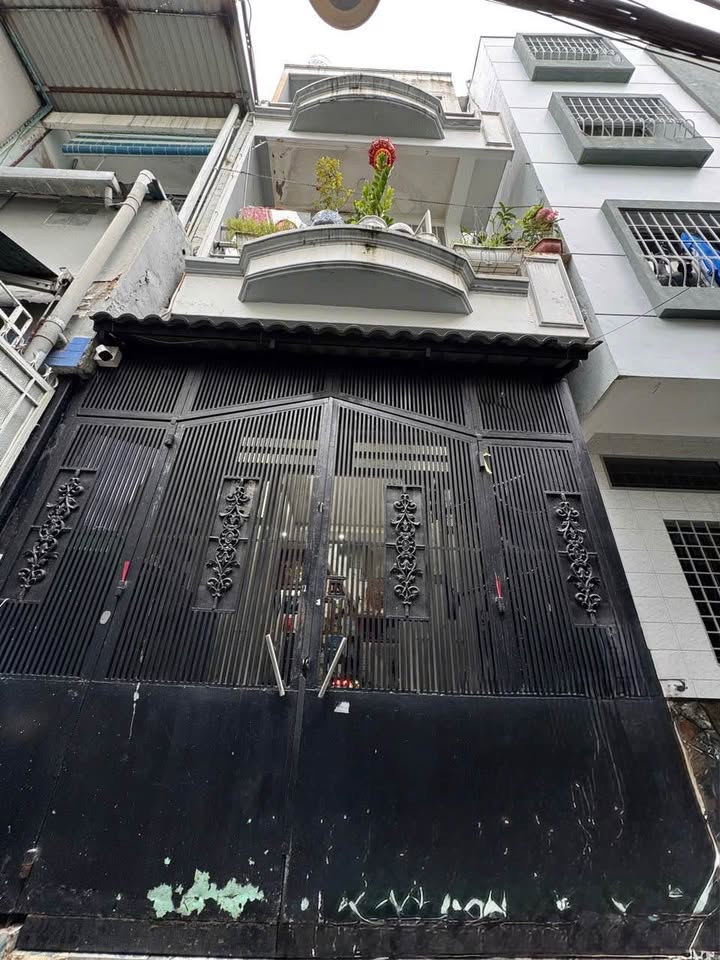 Nhà riêng hẻm xe hơi Quận 10, 25.8m² giá 7.2 tỷ - Đầu tư sinh lời ngay!