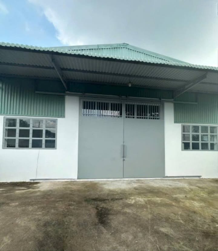 Kho xưởng cho thuê tại An Phú Tây, Bình Chánh, 1400m² - Không gian rộng rãi, giá tốt!