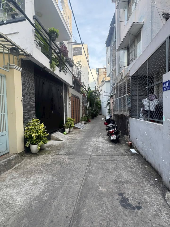 Nhà hẻm Trần Văn Ơn, Tân Sơn Nhì 26m² giá 3.85 tỷ - Khu an ninh, sạch sẽ!