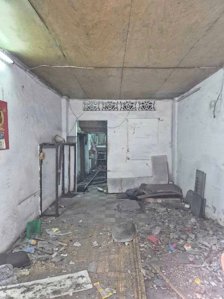 Nhà mặt phố Quận 3 38m² giá 5.4 tỷ - Tiềm năng kinh doanh lớn!