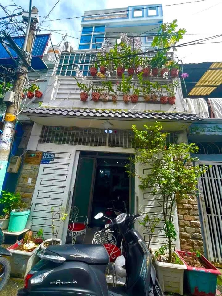Nhà phố Gò Vấp 44m² giá 5.5 tỷ - Vị trí cực đẹp, hẻm rộng thoáng!