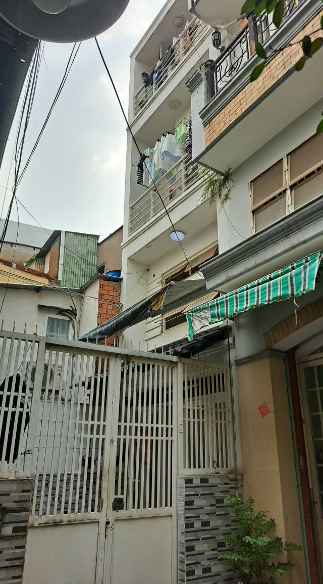 Nhà phố Quận 10 50m² giá 6.8 tỷ - Dòng tiền ổn định 2 triệu/tháng!