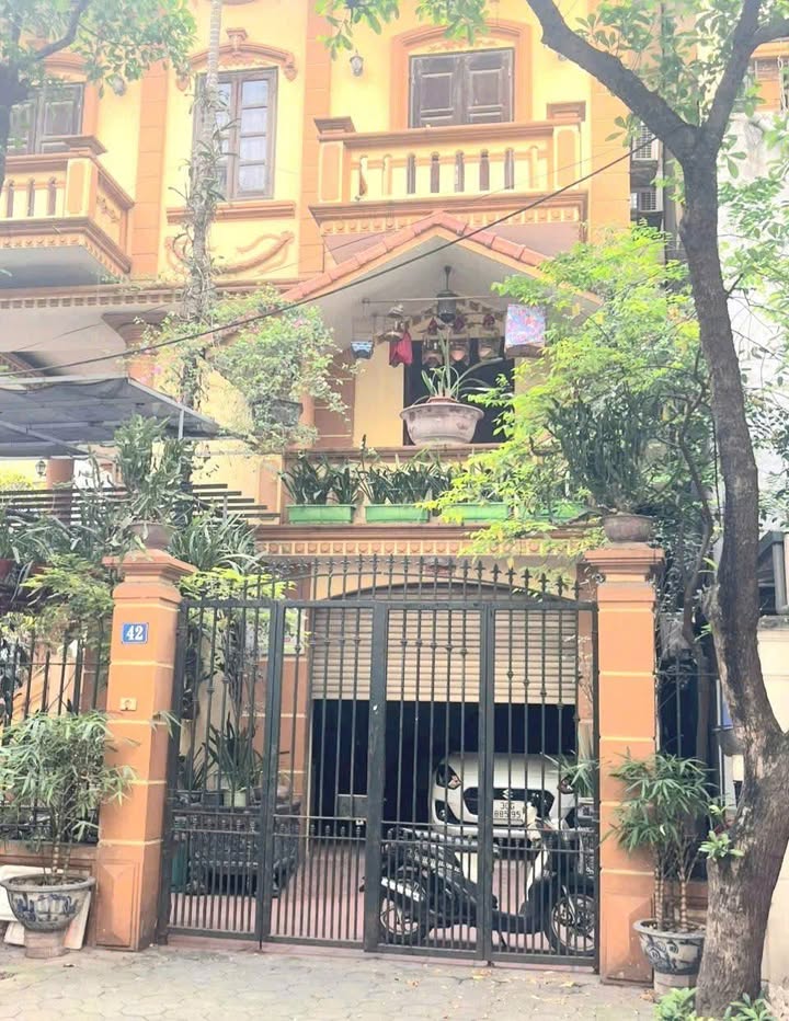 Nhà mặt phố Xã Đàn, Đống Đa 200m² giá thỏa thuận - Đầu tư sinh lời lý tưởng!