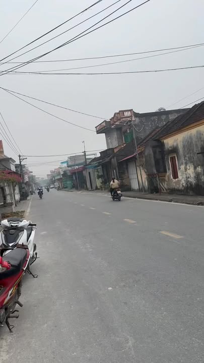 Nhà mặt tiền xóm Hạ Lương, Yên Thắng, 200m² - Cho thuê ngay!