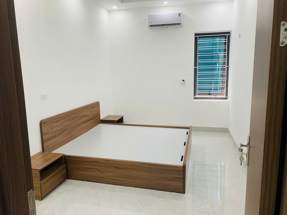 Bán nhà 3 tầng Phường Nam Bình 78m² giá 7.5 tỷ - Nhà mới tinh, nội thất đầy đủ!