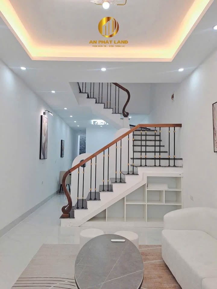 Nhà 2 tầng mới xây tại Phường Nam Thành, Ninh Bình 70m² giá 3,7 tỷ - Đón Tết ngay!