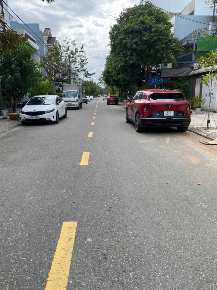 Nhà 3 tầng 100m² đường Vũ Đình Liên, quận Cẩm Lệ - Chính chủ bán gấp!