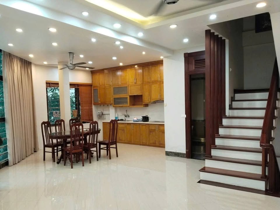 Nhà liền kề Vạn Phúc, Hà Đông 55m² giá 23 triệu - Cho thuê ngay, tiện nghi đầy đủ!