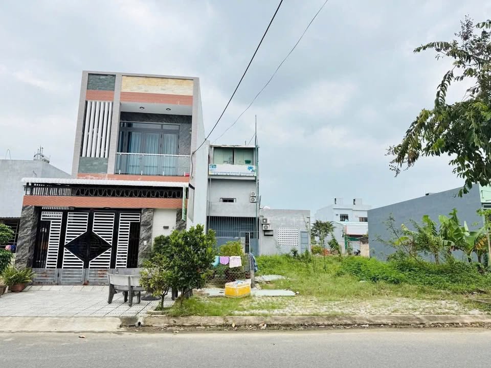 Đất nền đường Phạm Đức Nam, Hoà Quý, Ngũ Hành Sơn 100m² giá 4.85 tỷ - Vị trí đẹp, thông thoáng!