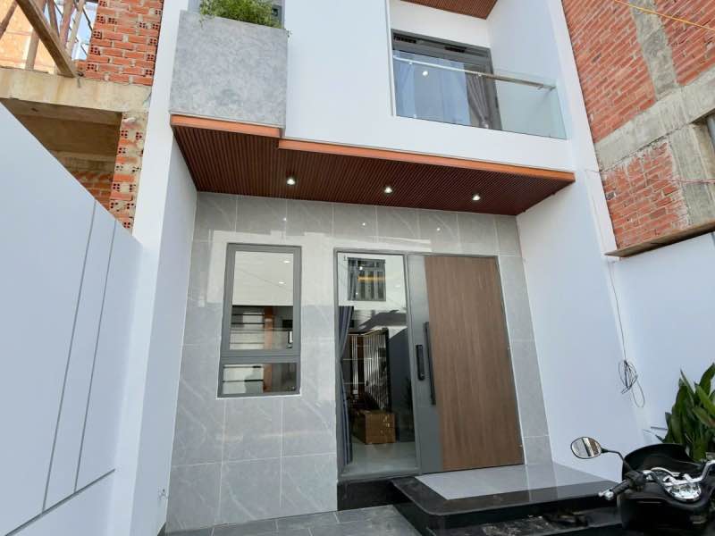 Nhà phố 1 trệt 1 lầu tại Tân Lợi, Buôn Ma Thuột 90m² giá 4.5 tỷ - Pháp lý rõ ràng, sẵn sàng ở ngay!