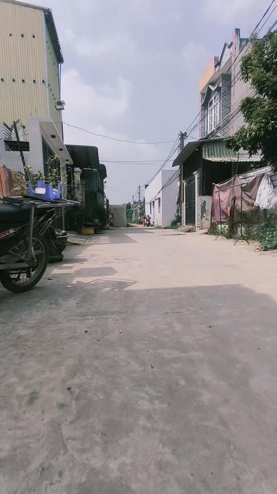 Nhà phố Đức Hòa 100m² giá 2.65 tỷ - Pháp lý rõ ràng, sẵn sàng ở ngay!