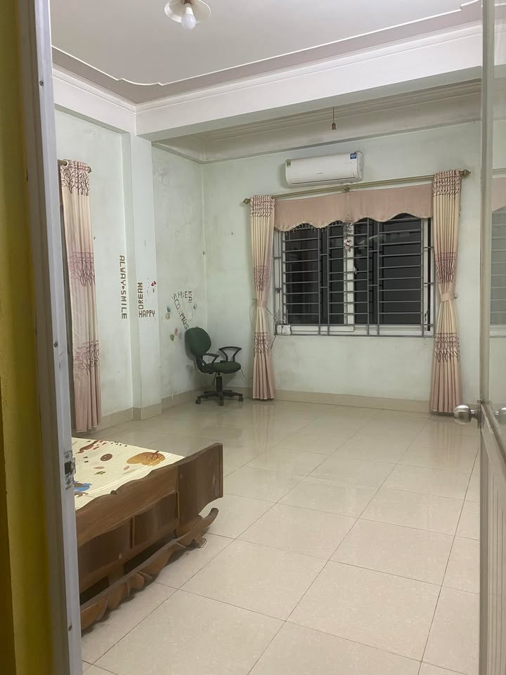 Phòng trọ 20m² tại Tân Triều giá 2.1 triệu - Có điều hòa, ban công thoáng mát!