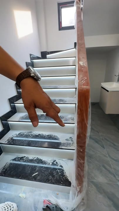 Nhà 5 tầng Bình Tân 50m² giá thương lượng - Nhà mới đẹp, nội thất cao cấp!