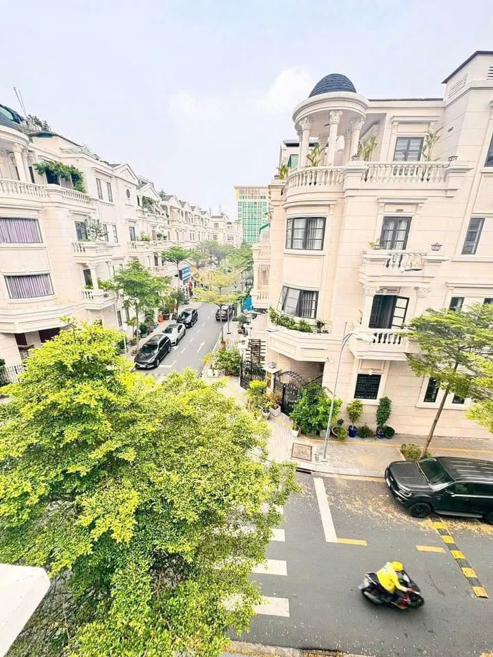 Nhà phố Cityland Gò Vấp 100m² giá 42 triệu - Thích hợp làm văn phòng!