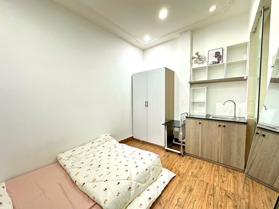 Phòng cho thuê đường C18, Q. Tân Bình 4.2 triệu - Nội thất đầy đủ, không chung chủ!