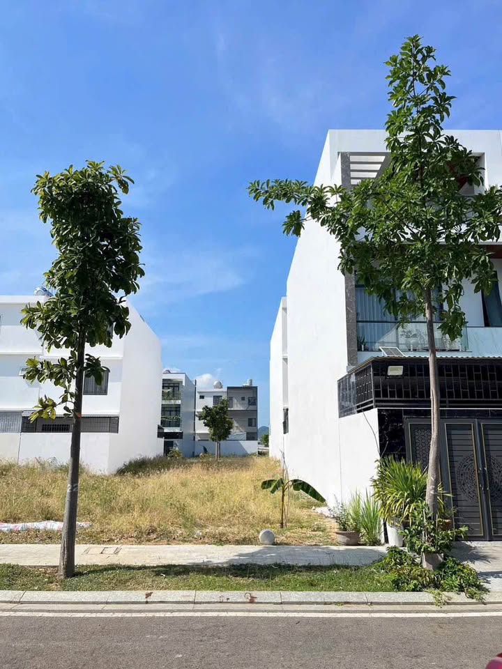Đất nền KĐT An Khánh, Nha Trang 100m² giá 5,4 tỷ - Nhanh tay sở hữu!