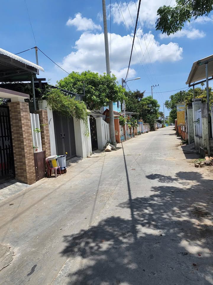 Đất nền Hòa Xuân 130m² giá 2.55 tỷ - Dân cư đông đúc, hướng Đông!