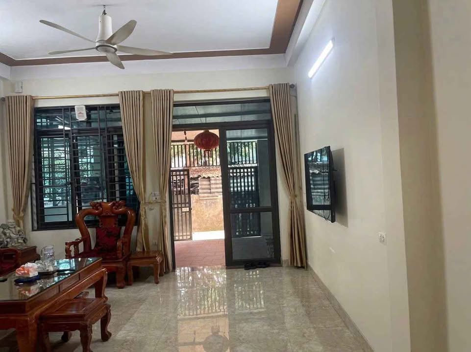 Nhà 2 tầng kiên cố tại Phường Phan Đình Phùng, Thái Nguyên 100m² giá 2.9 tỷ - Mặt tiền rộng, vào ở ngay!