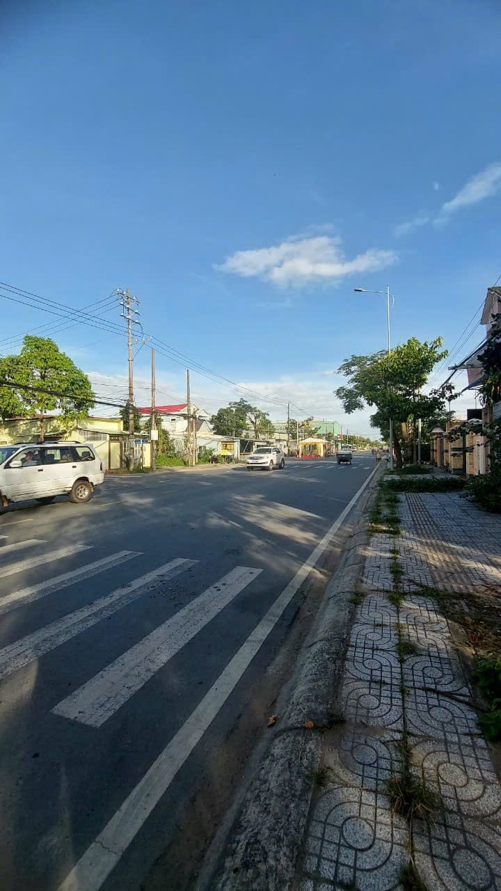 Mặt tiền Mạc Đỉnh Chi, Sóc Trăng 162m² giá 2.6 tỷ - Tiềm năng kinh doanh vượt trội!