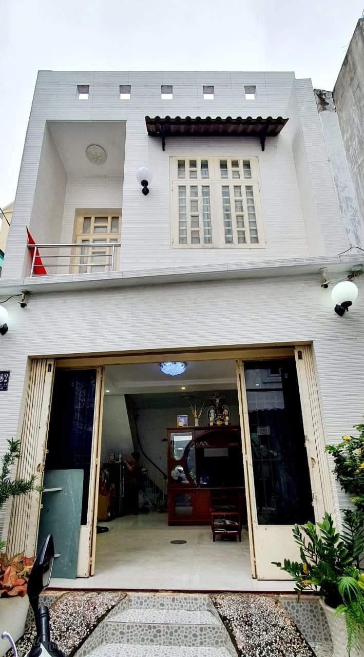 Nhà đẹp 2 tầng đường Đoàn Văn Bơ, quận 4, giá 4.35 tỷ - Cơ hội tuyệt vời cho bạn!