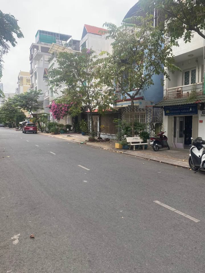 Lô đất mặt tiền đường Số Tân Quy, Quận 7, 80m² giá 11.8 tỷ - Sổ hồng chính chủ, vị trí đẹp!