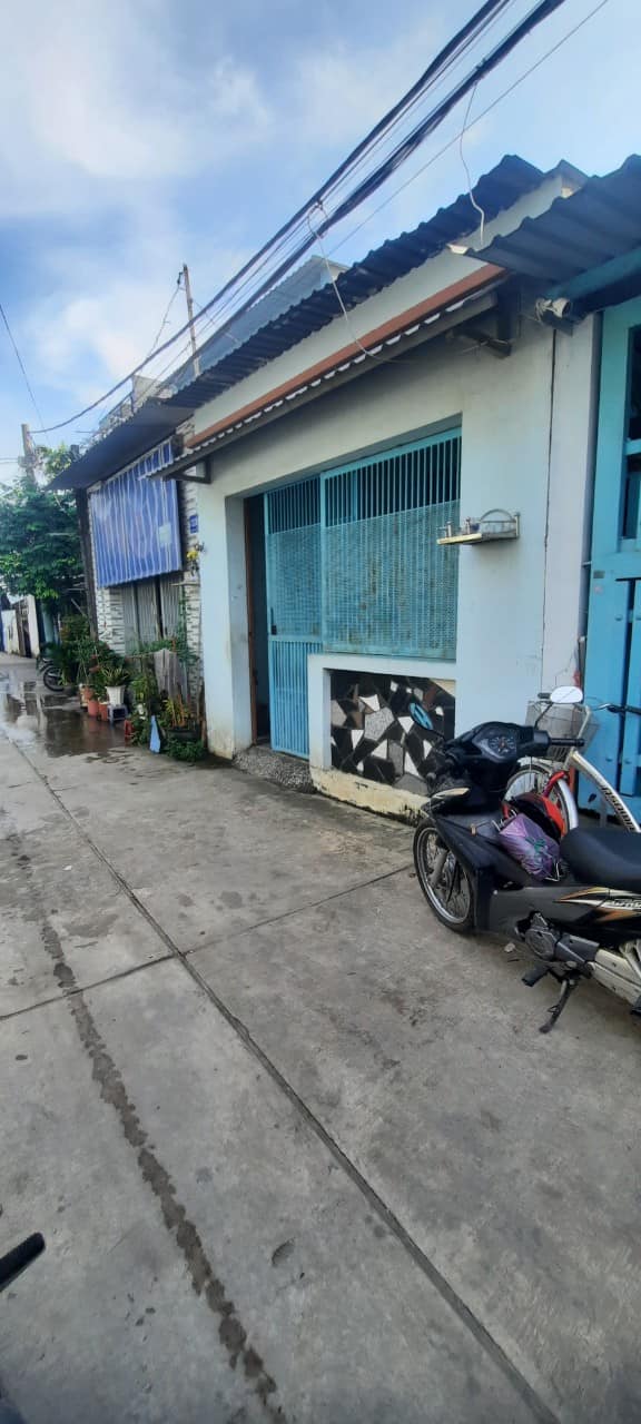 Nhà hẻm 5m đường Hồ Văn Long, Bình Tân 68m² giá 3.25 tỷ - Khu dân cư yên tĩnh!