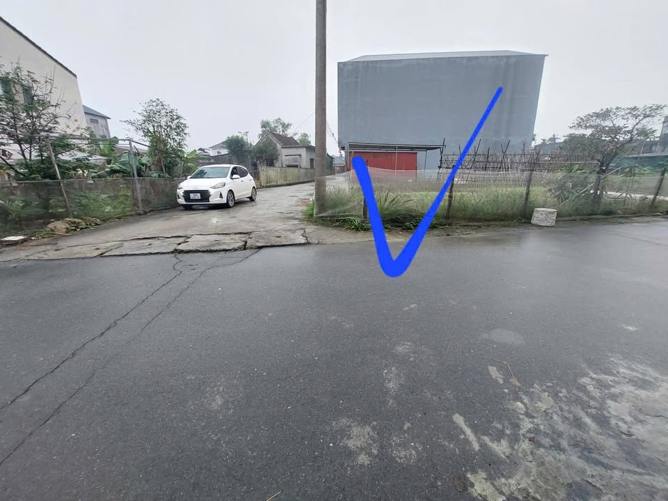 Đất 2 mặt tiền Nguyễn Du 176m² giá 3 tỷ - Cơ hội đầu tư tuyệt vời!