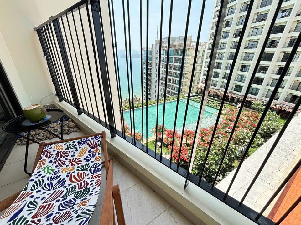 Căn hộ Studio Gold Coast Nha Trang 52m² giá 13 triệu - Đầy đủ nội thất, view tuyệt đẹp!