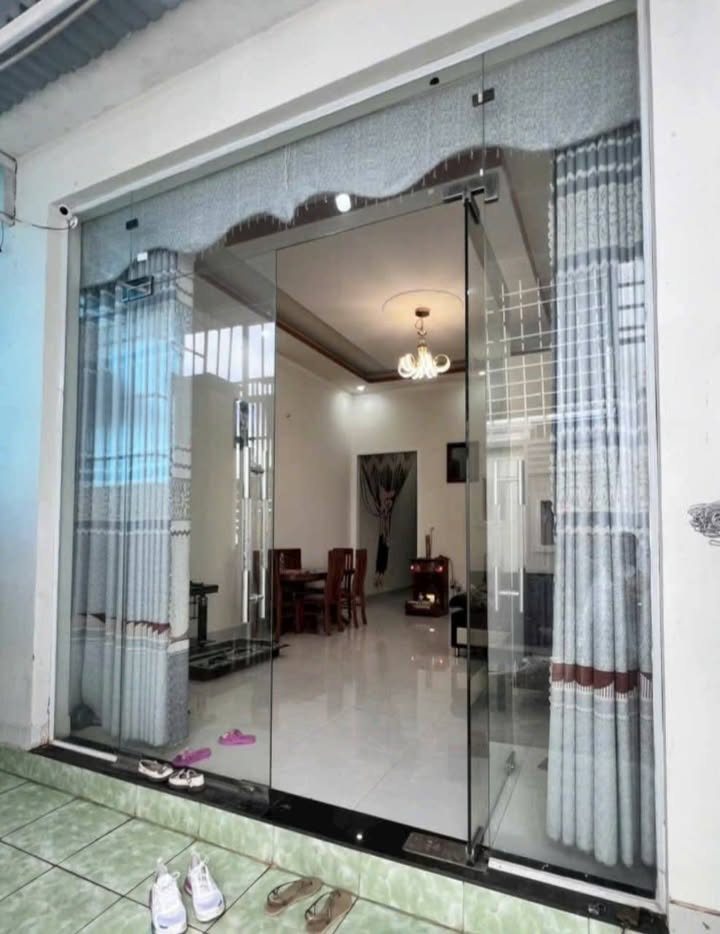 Nhà hẻm 278 Nguyễn Văn Cừ, phường Diên Hồng 55m² giá 1.1 tỷ - Chính chủ bán gấp!