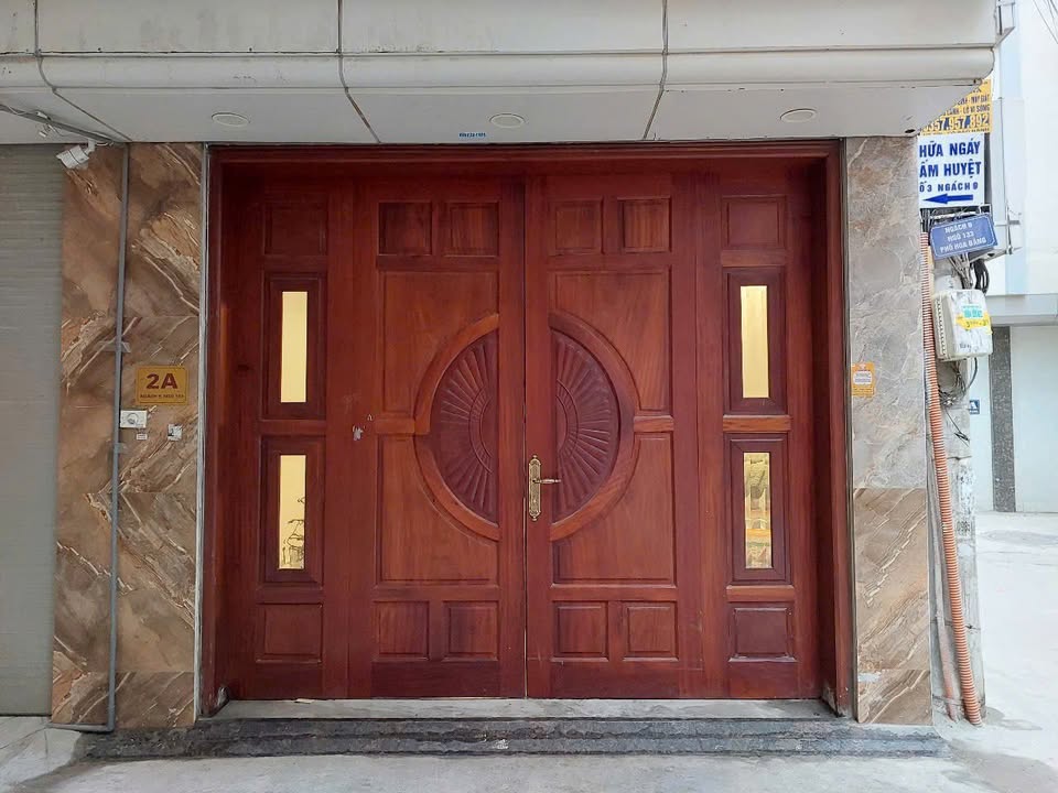 Cho thuê nhà 5 tầng đường Hoa Bằng, Yên Hòa 50m² - Nhà mới đẹp, ô tô vào tận nơi!