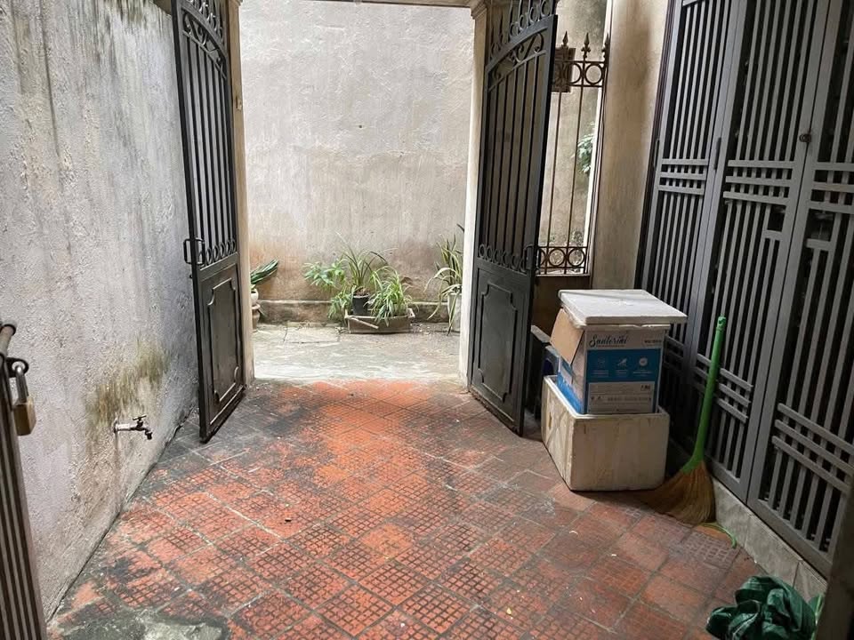 Nhà nguyên căn 3 tầng Ngõ Chính Kinh, Thanh Xuân 65m² - Nội thất đầy đủ, vào ở ngay!