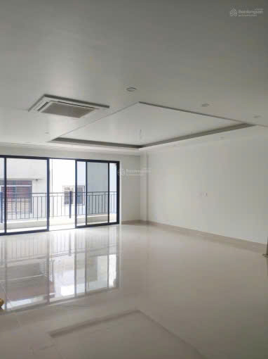 Cho thuê mặt bằng kinh doanh tại Ngô Gia Tự, Long Biên - Diện tích 175m² chỉ 30 triệu/tháng!