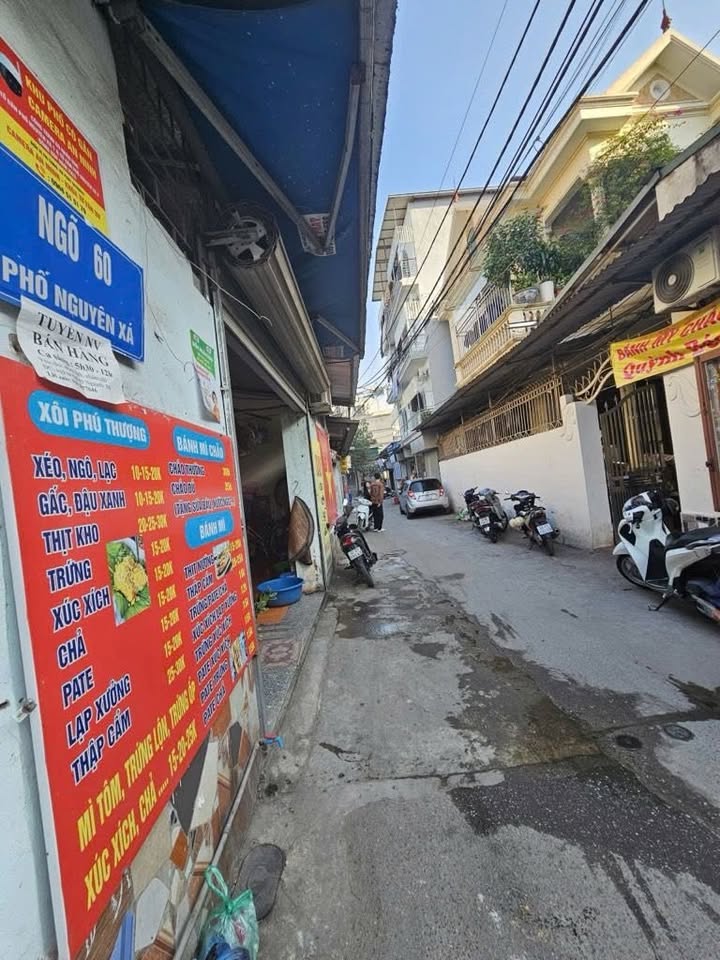 Nhà lô góc Nguyên Xá – Minh Khai 31.4m² giá 5 tỷ - Vị trí đẹp, an ninh tốt!